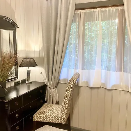 Holly 14 Hot Tub Holiday home