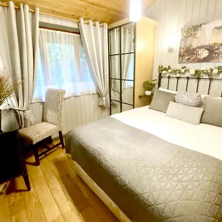 Holly 14 Hot Tub York